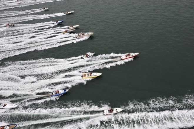 Portsmouth to Plymoth start - Round Britain Powerboat race - Portsmouth to Plymouth © Round Britain Offshore Powerboat Race 2008 http://www.roundbritainrace.co.uk